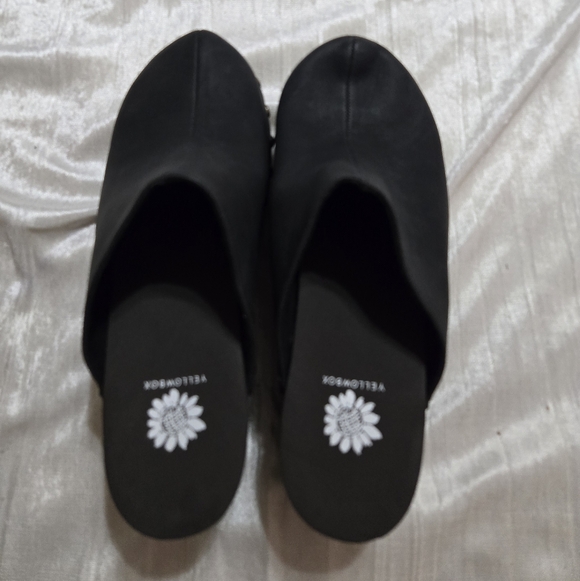 Yellow Box Black Studded Clog Mules Size 7 1/2 EUC!! - Picture 5 of 8